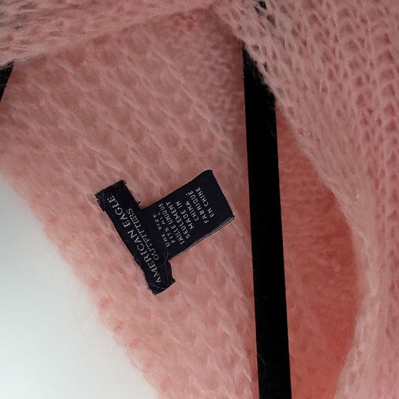American eagle Outfitters pink knitted poncho - Picture 2 of 4